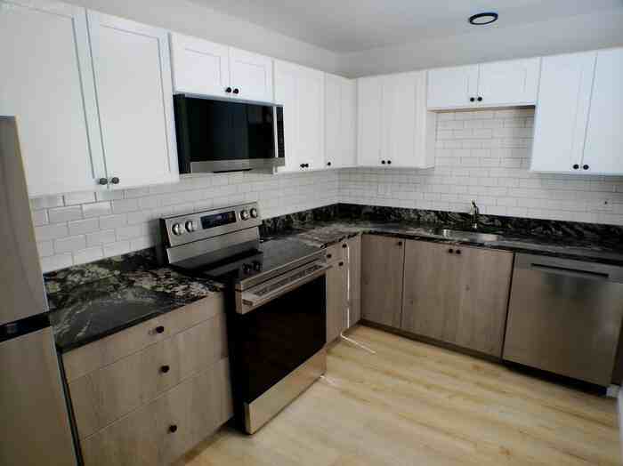 711 W 90th Ter - Photo 6 of 11