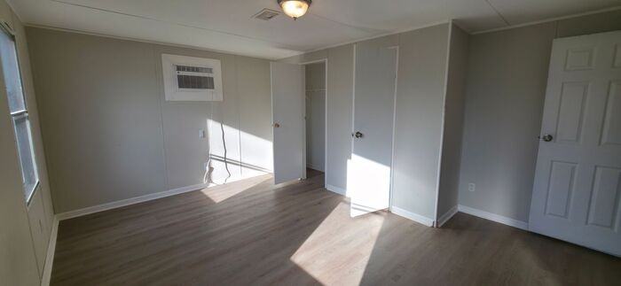 2263 Stanley Rd - Photo 7 of 11