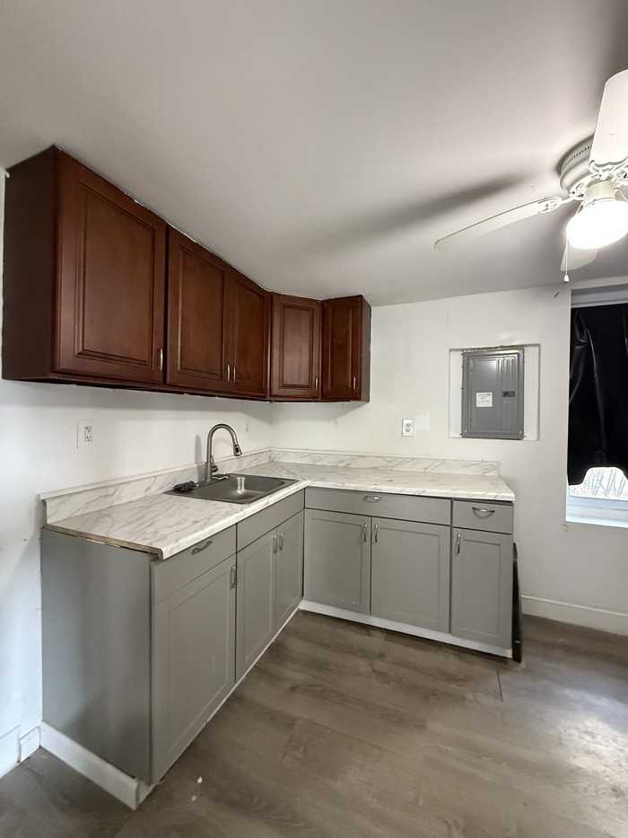 519 Graff Ln - Photo 5 of 25