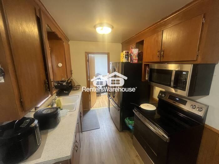 5700 Colfax Ave N - Photo 7 of 23