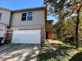 featured image of 320 Ezekial Ave