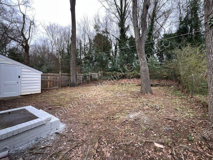 1742 Academy St - Photo 3 of 11