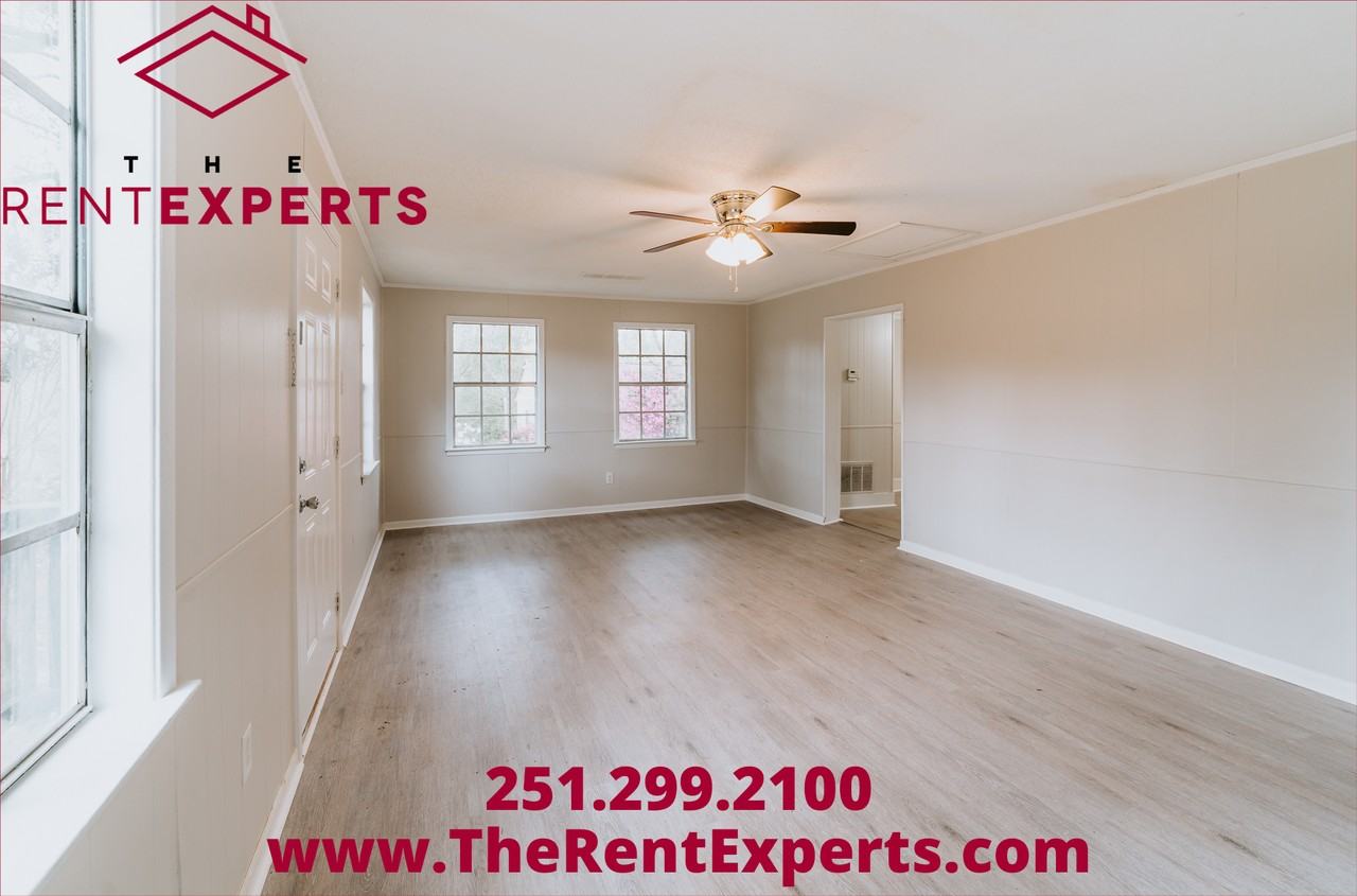 8666 Shaw Street - Main House (A) - Photo 5 of 28