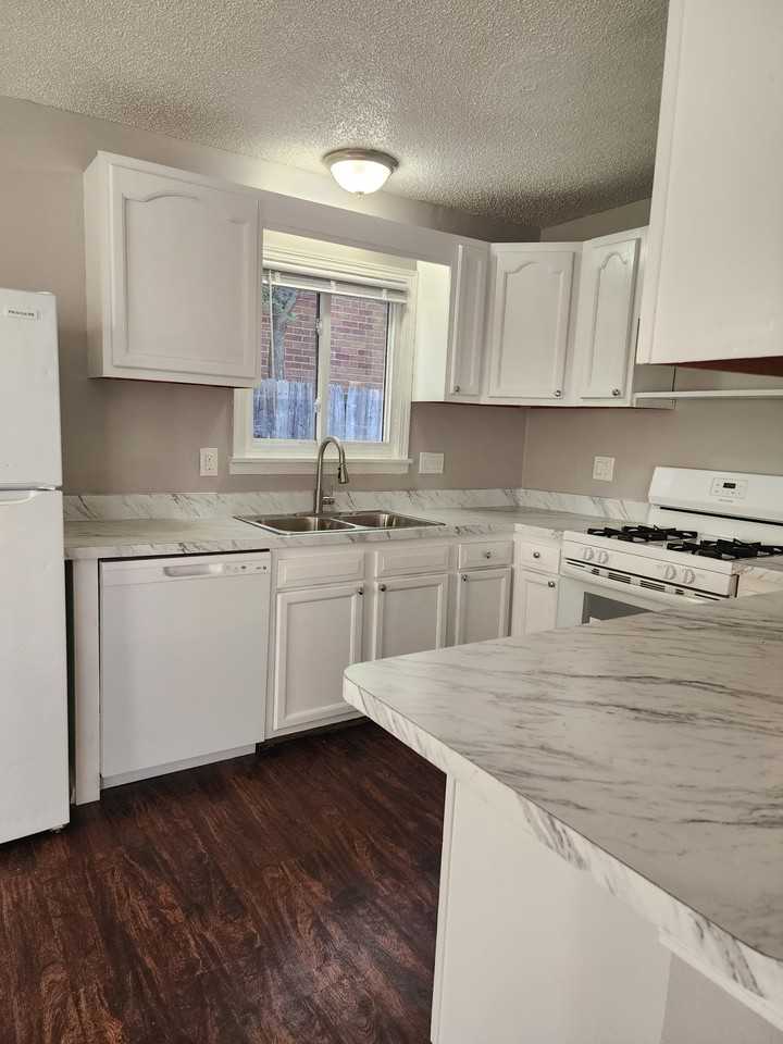 8619 Republic Ave #1 - Photo 5 of 13