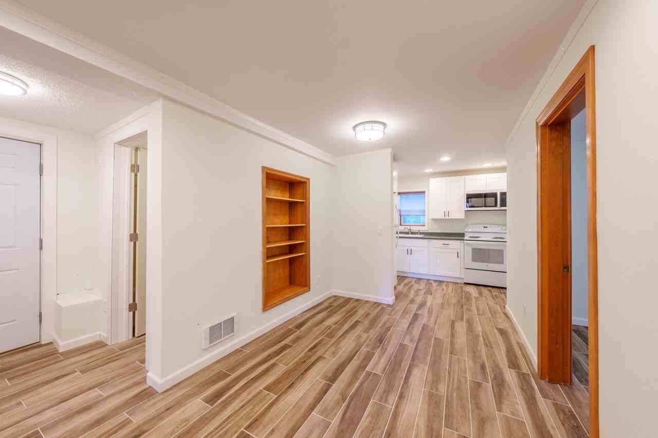 404 21st Ave #C - Photo 2 of 13