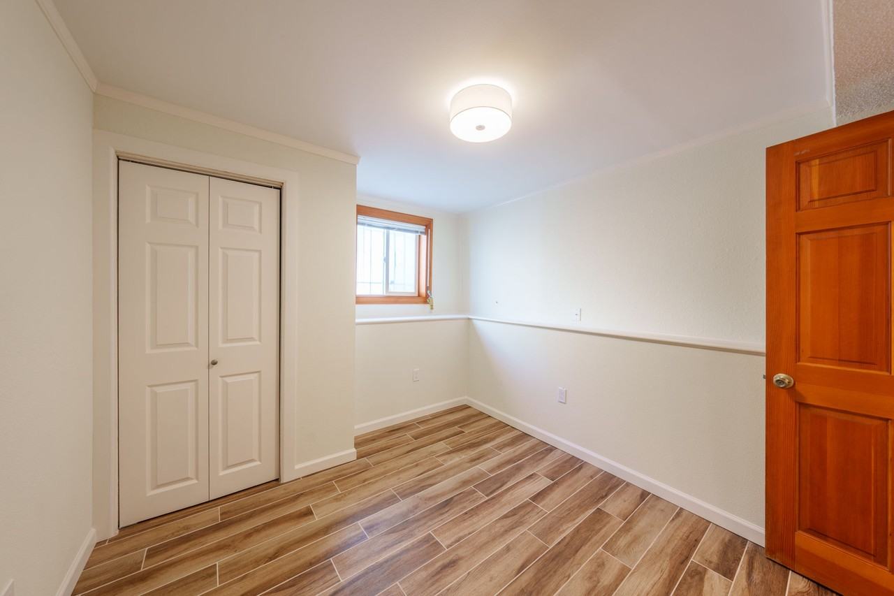 404 21st Ave #C - Photo 6 of 13