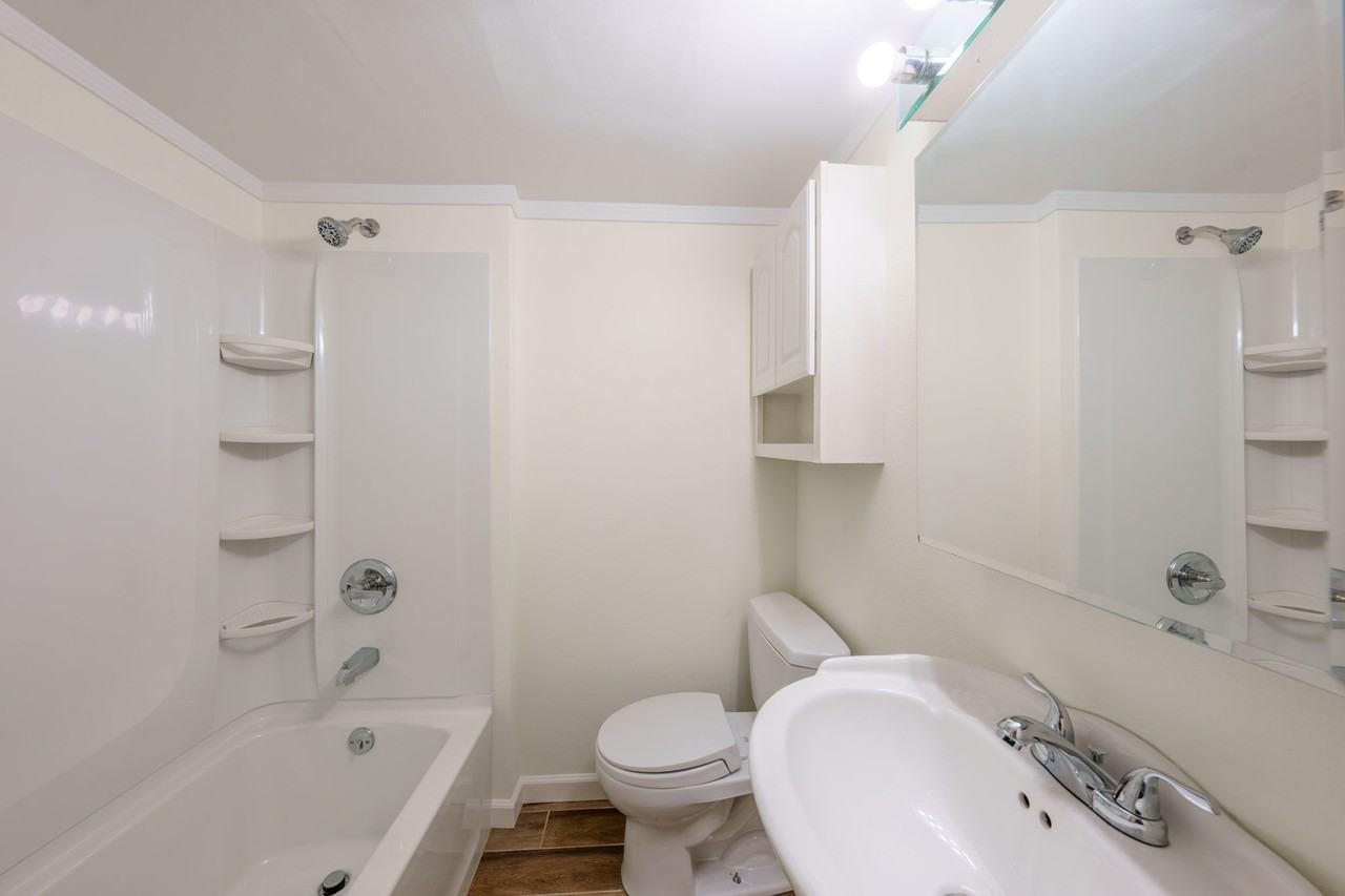 404 21st Ave #C - Photo 7 of 13