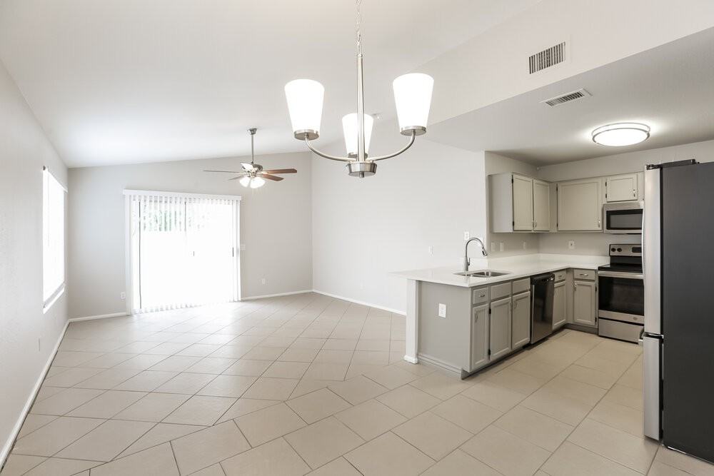 5033 E Covina St - Photo 7 of 16