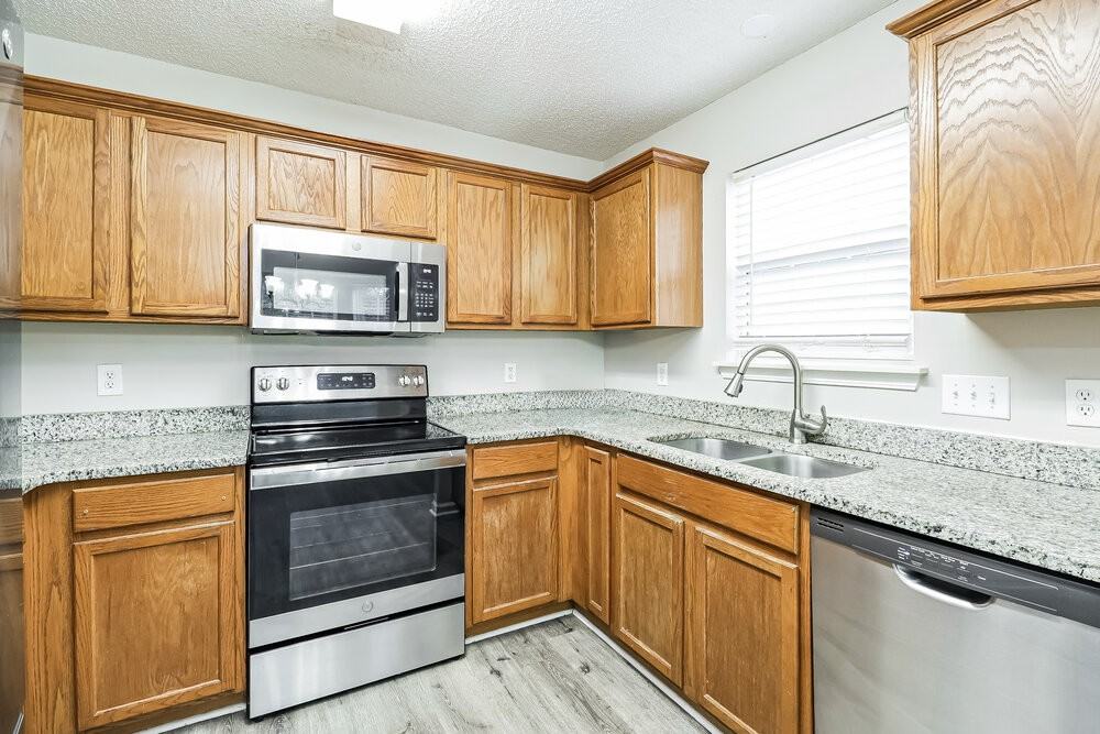 11518 Larix Dr - Photo 7 of 16