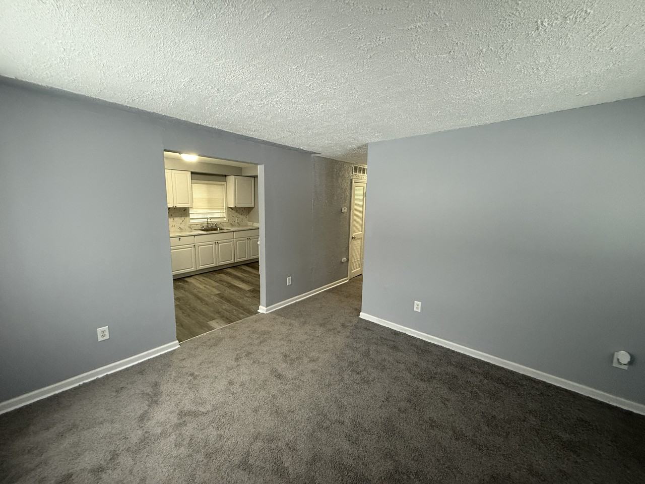 466 Wyoming Ave #NA - Photo 3 of 8