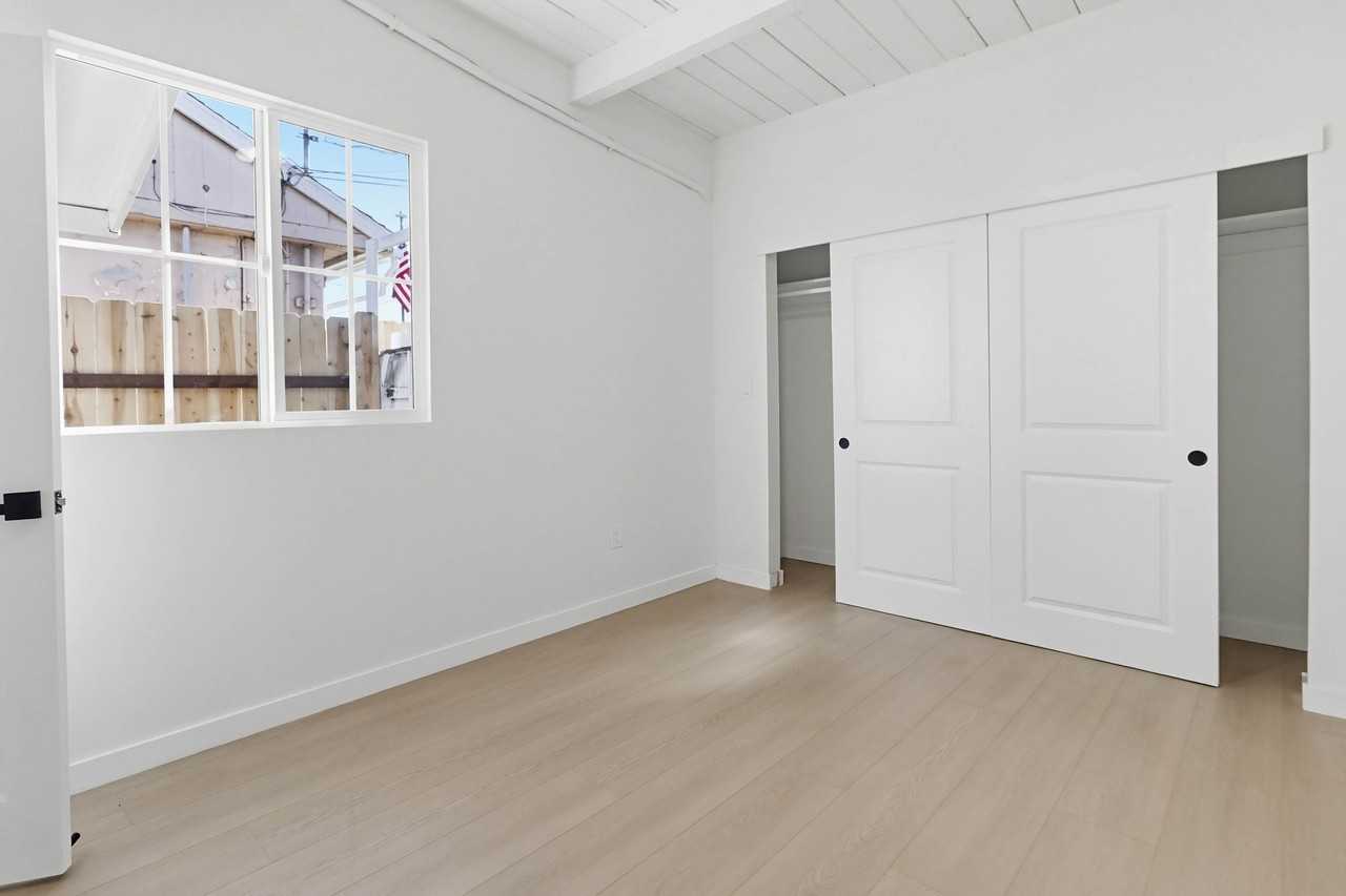 338 Patricia Ln #NA - Photo 7 of 18