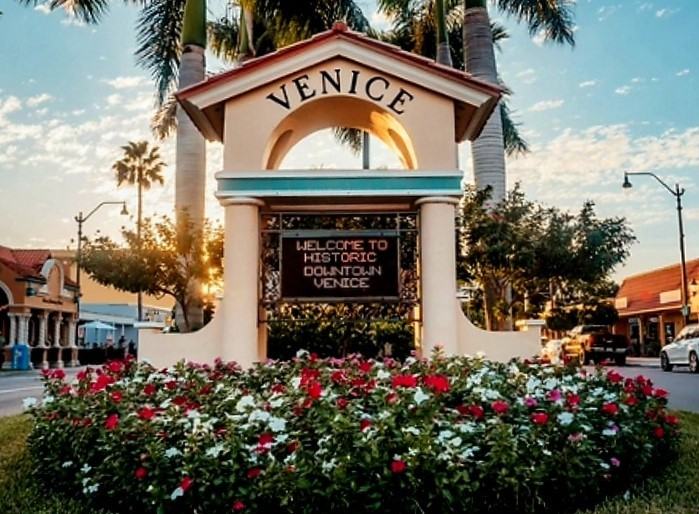 428 Park Lane Dr #NA - Photo 7 of 16