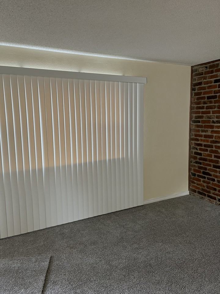 824 Stonegate Ct #824 - Photo 4 of 35