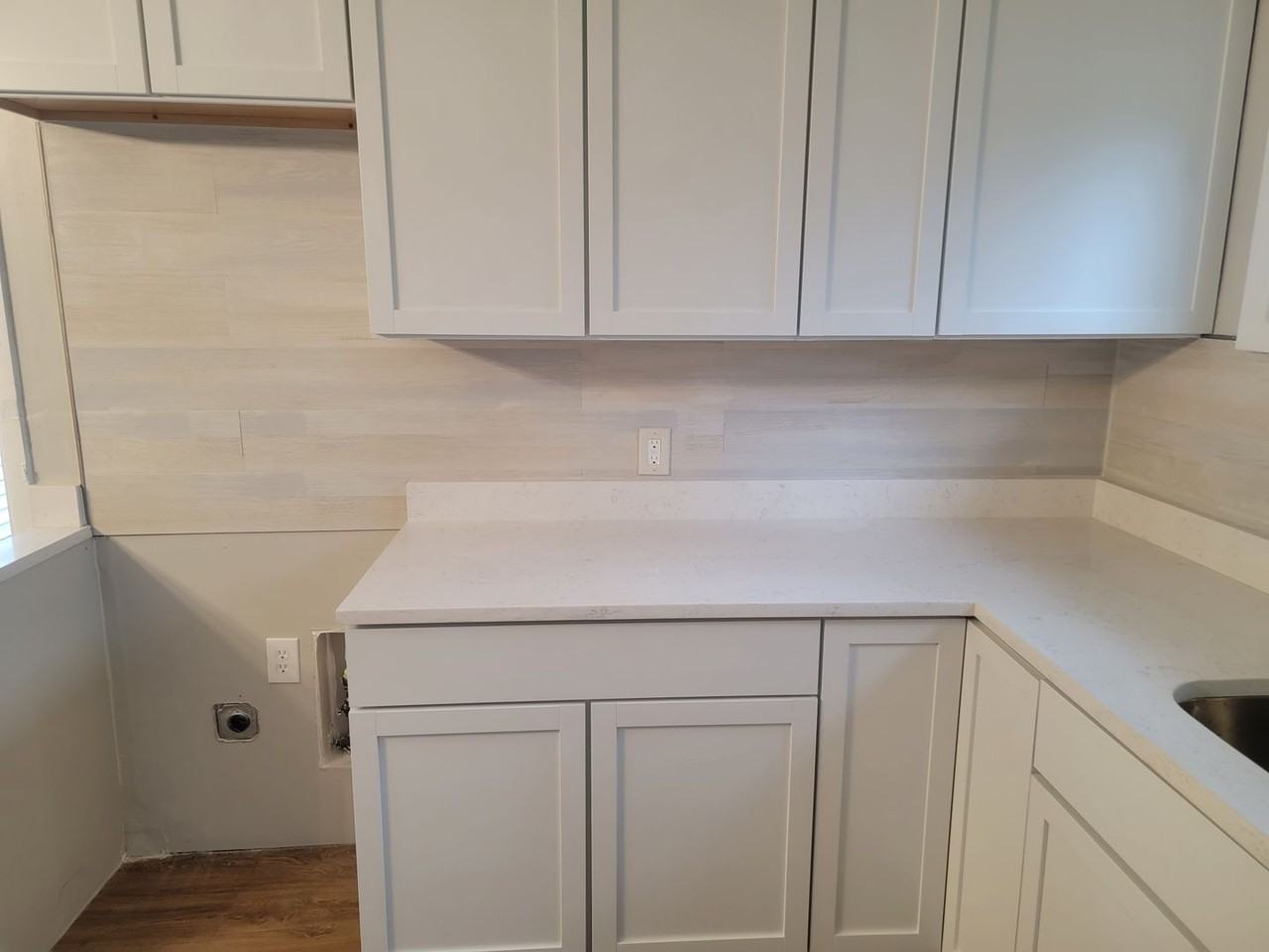 1196 Thorndale Dr #NA - Photo 5 of 20