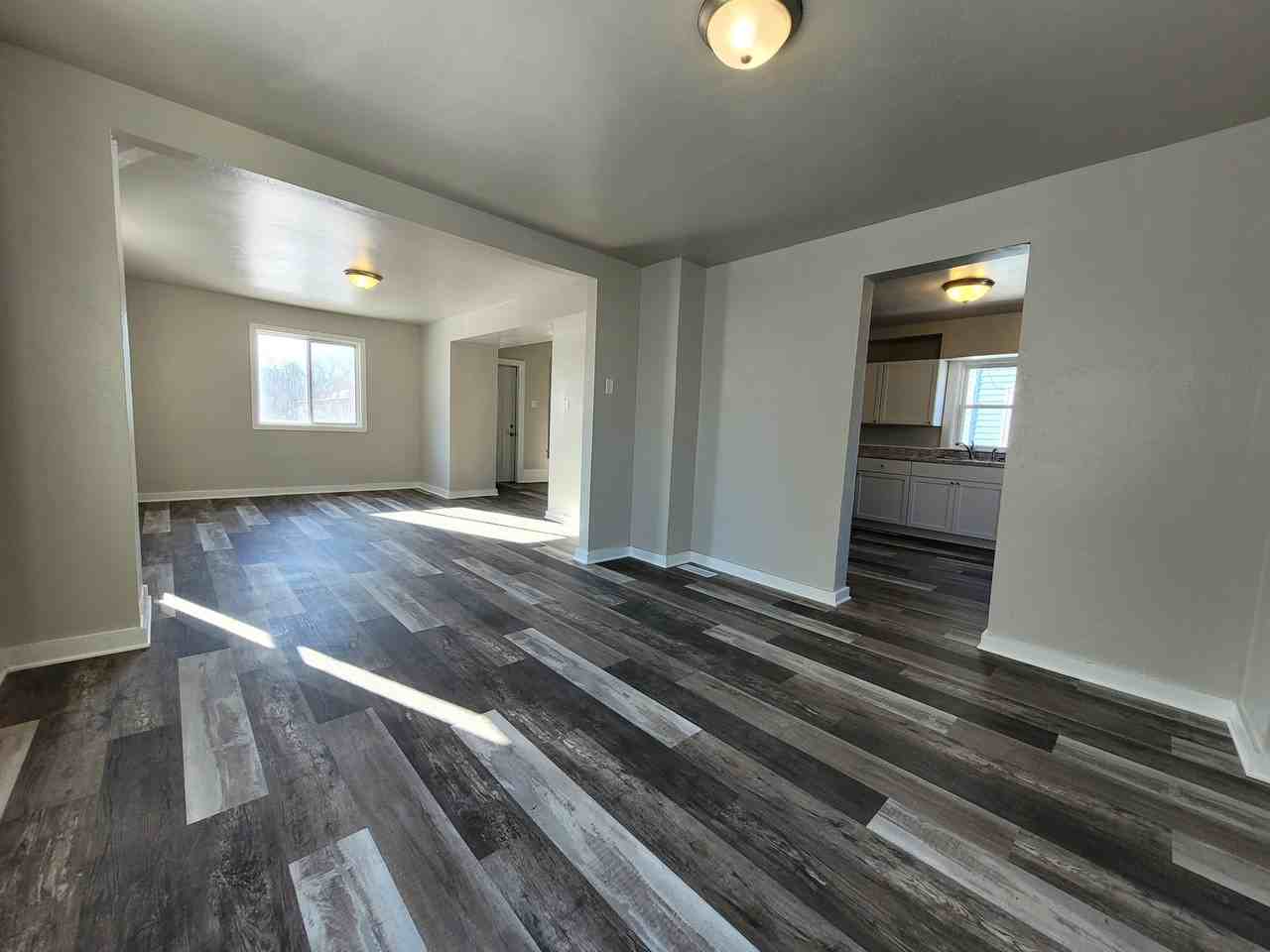 816 School Pl #1 - Photo 5 of 11