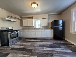 featured image of 816 School Pl #1