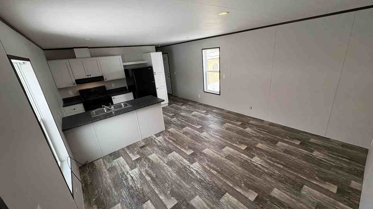 8940 Wildwood Dr #NA - Photo 3 of 11