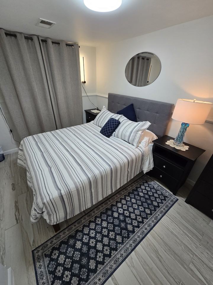 619 Irving St Nw #NA - Photo 4 of 17