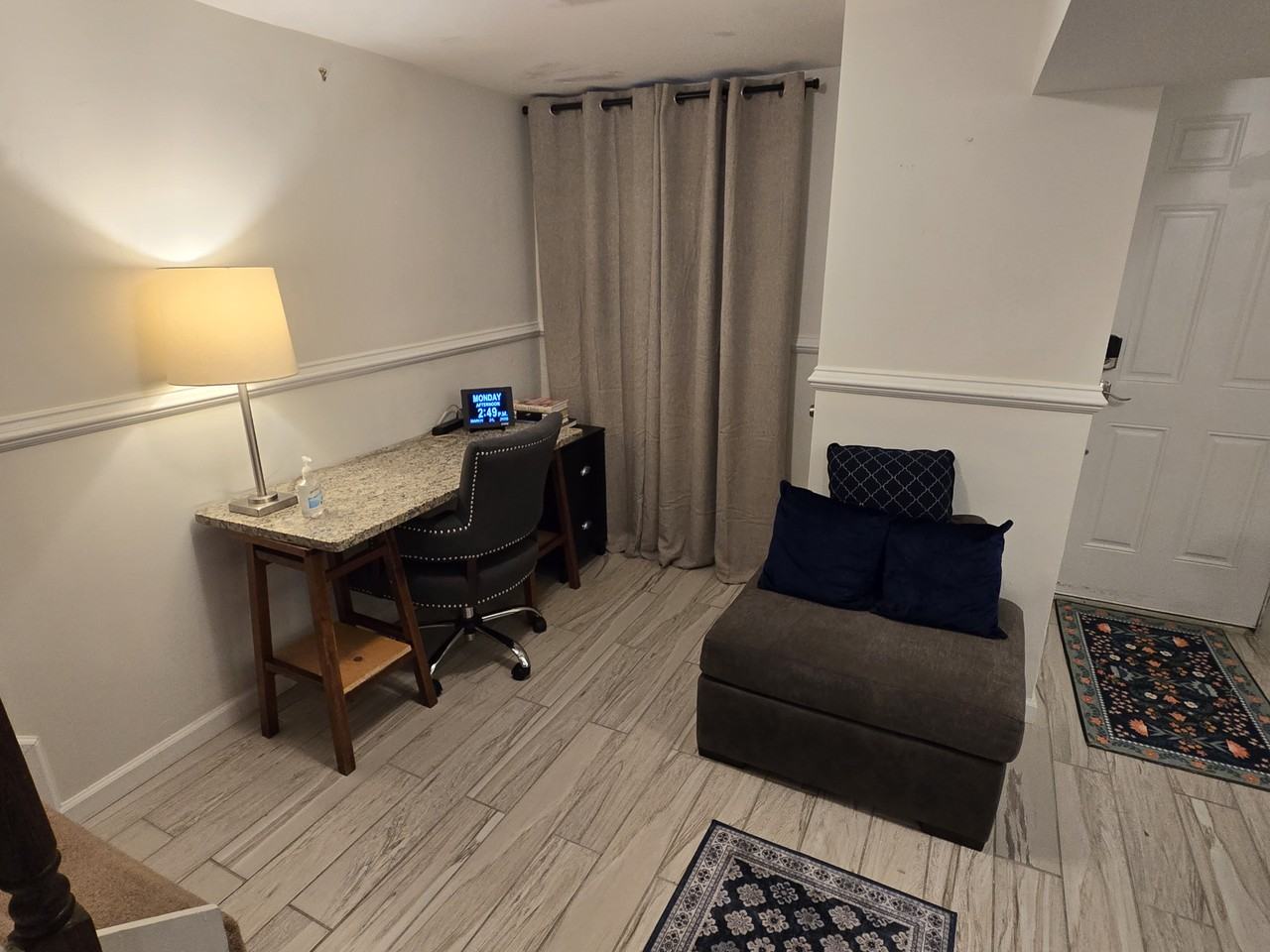 619 Irving St Nw #NA - Photo 6 of 17