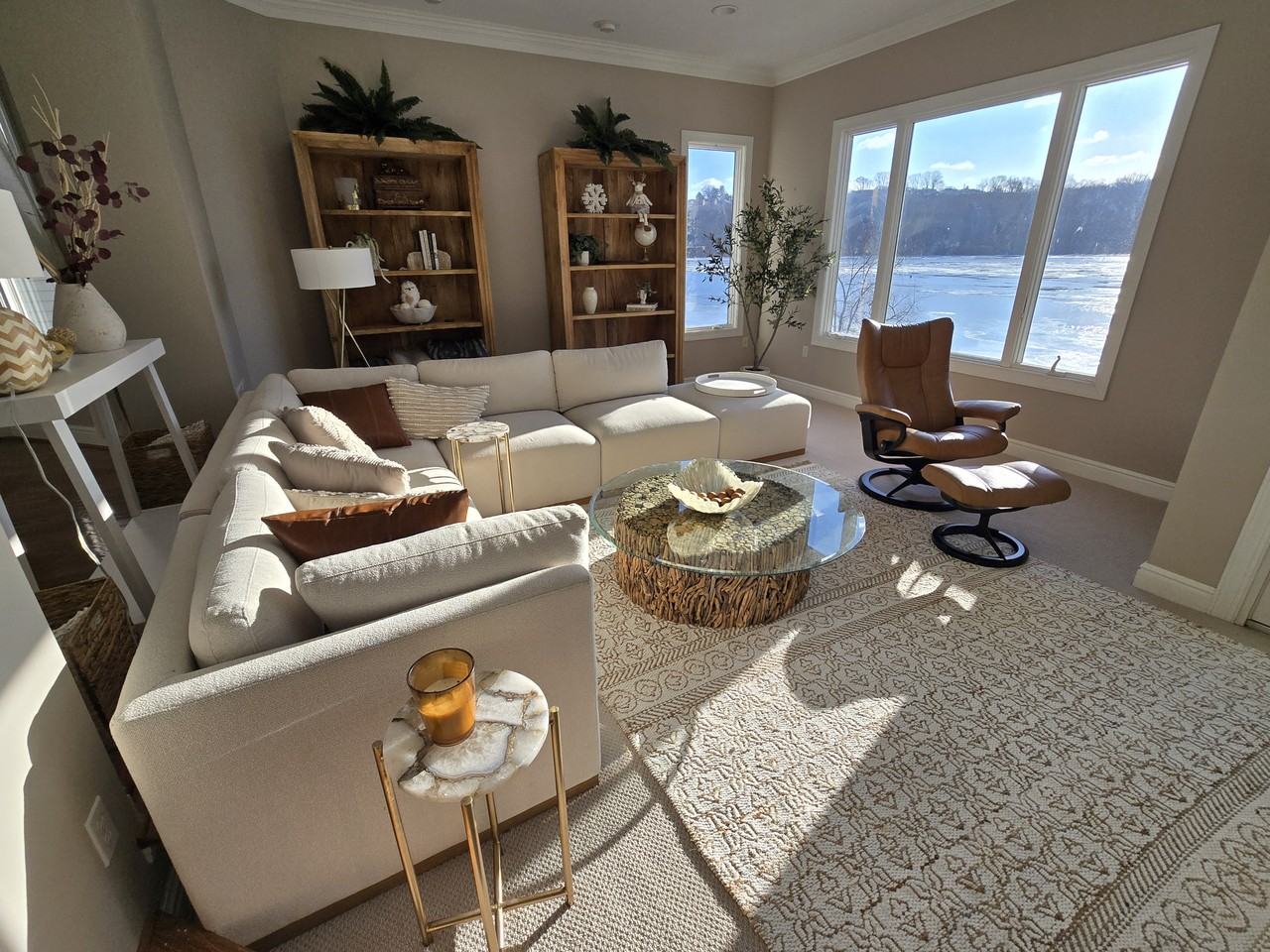 117 Saint Charles Ct #117 - Photo 4 of 37