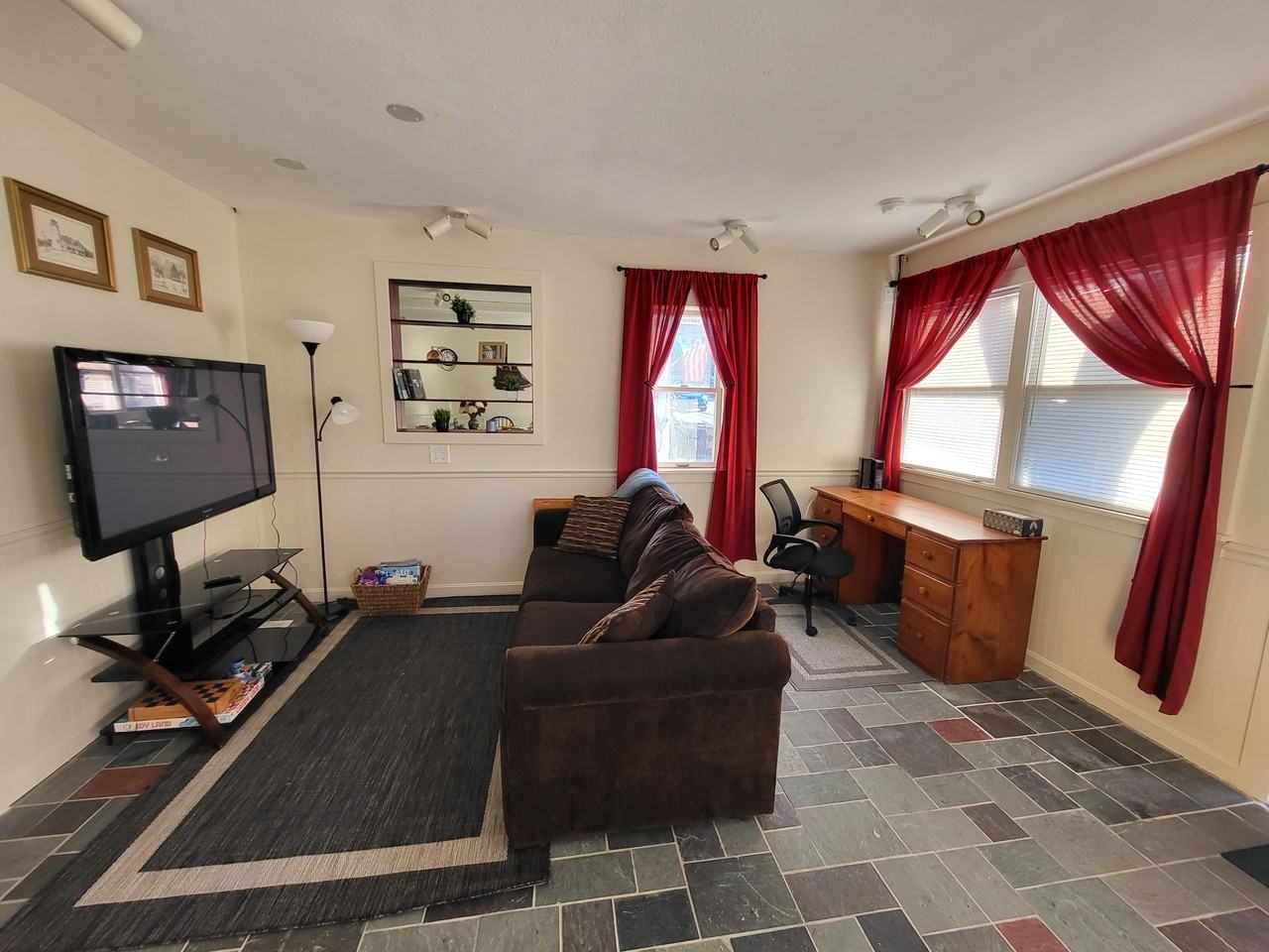 30 Main St #NA - Photo 5 of 41