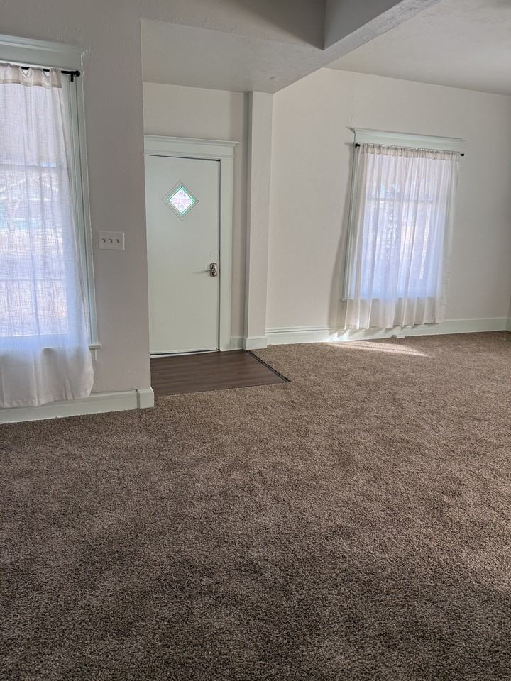 2209 W Colorado Ave #2209 - Photo 2 of 21