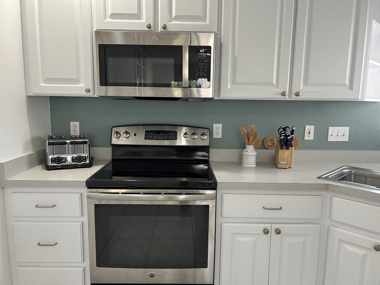 1220 Lakeside Dr #NA - Photo 7 of 29