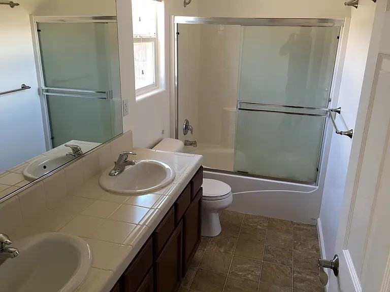 6443 E Woodward Ave #NA - Photo 6 of 10