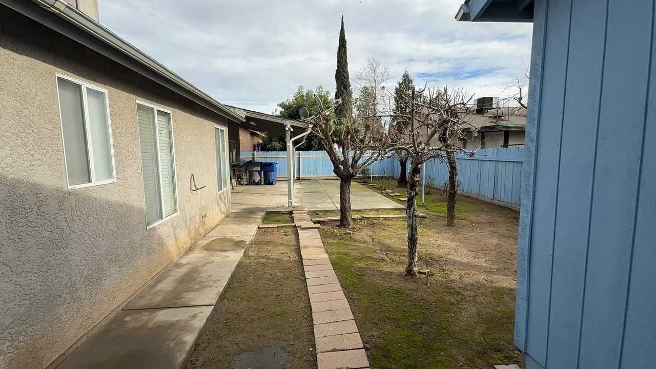 4275 W Harvard Ave #NA - Photo 2 of 14