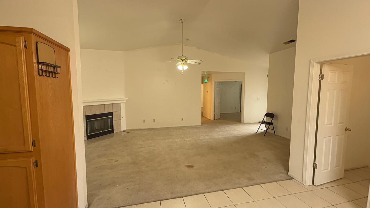 4275 W Harvard Ave #NA - Photo 4 of 14