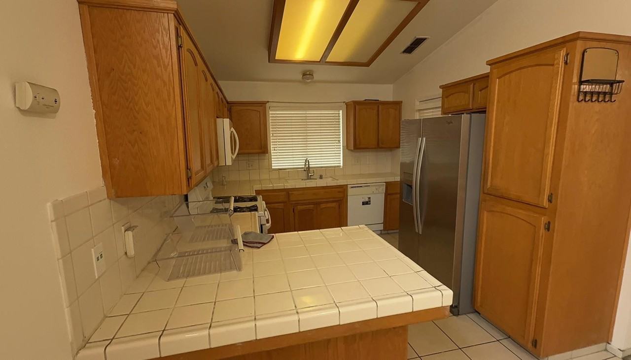 4275 W Harvard Ave #NA - Photo 5 of 14