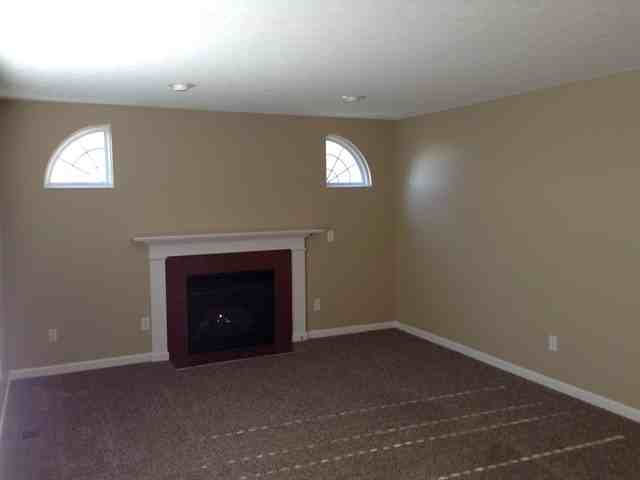 6545 Waverly Park - Photo 2 of 11