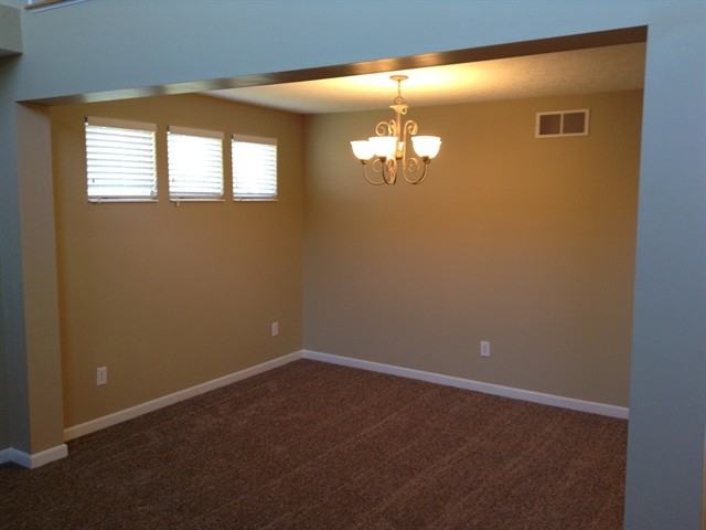 6545 Waverly Park - Photo 3 of 11