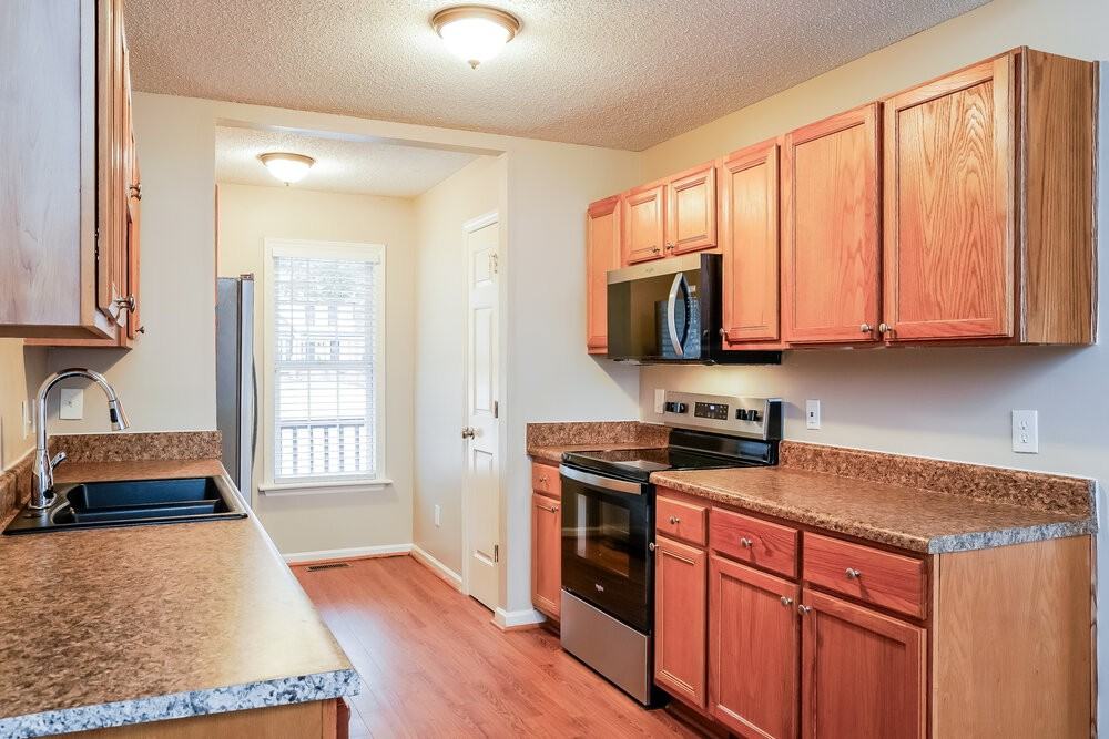 77 Smiths Creek Dr - Photo 7 of 16