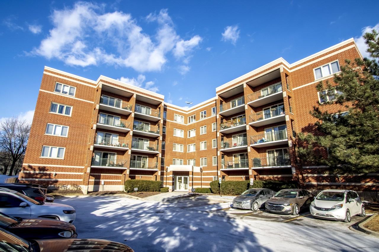 6430 W Berteau Ave #210