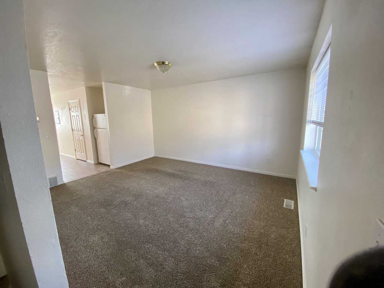 2420 E Terry St #2 - Photo 2 of 9