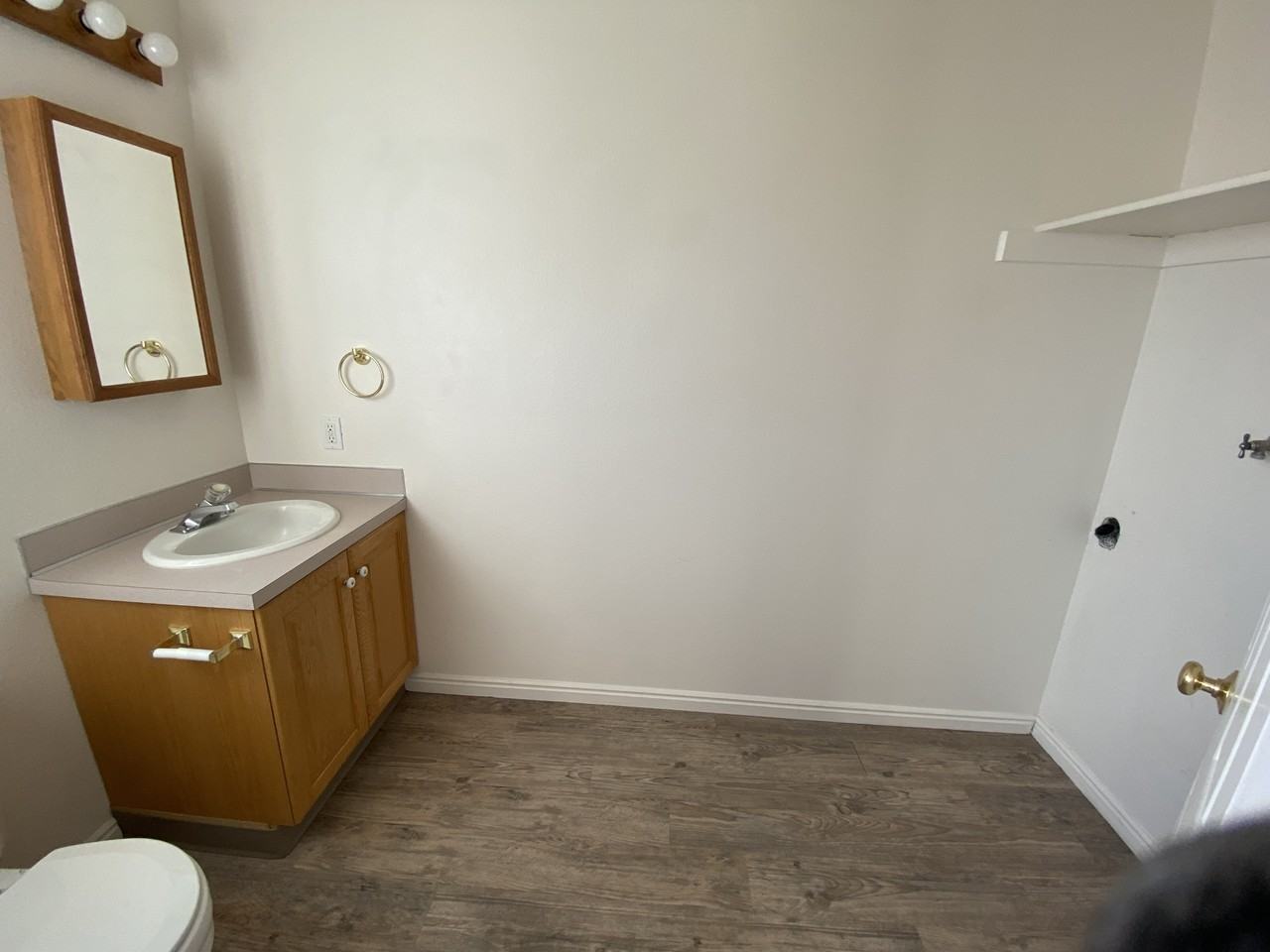 2420 E Terry St #2 - Photo 5 of 9