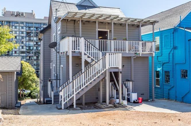 330 Capitol St #C - Photo 2 of 40