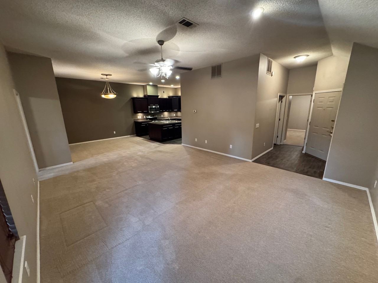 4720 Saint Andrews Way - Photo 4 of 12