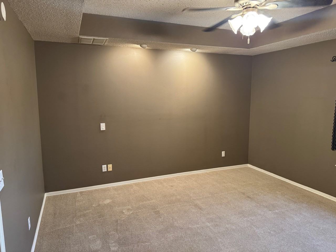 4720 Saint Andrews Way - Photo 6 of 12