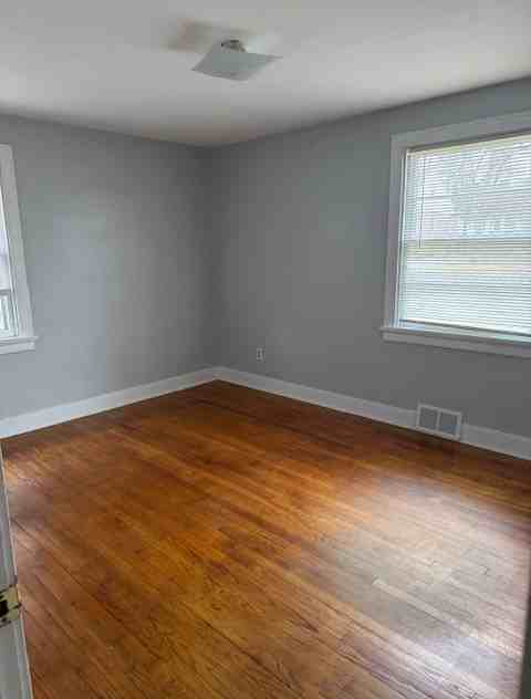 7406 Wentworth Ave #1 - Photo 6 of 13