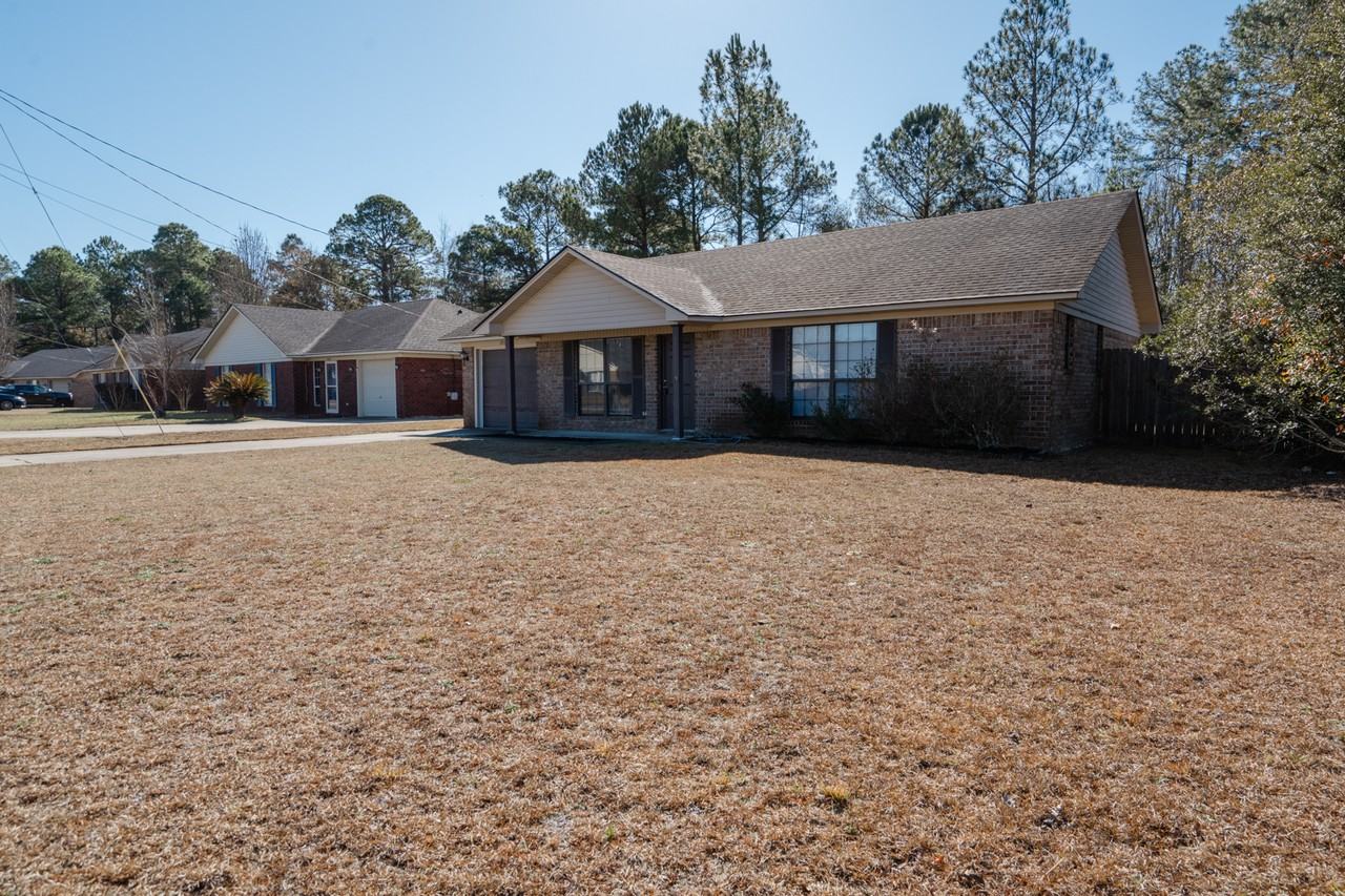 1719 Ashton Dr #1 - Photo 2 of 26