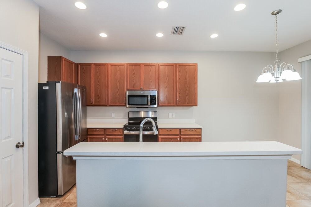 11171 Golden Silence Dr - Photo 5 of 16