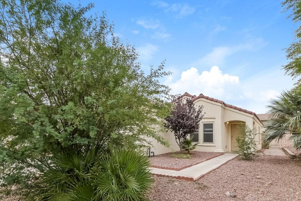 1057 Spotted Bull Ct - Photo 3 of 16