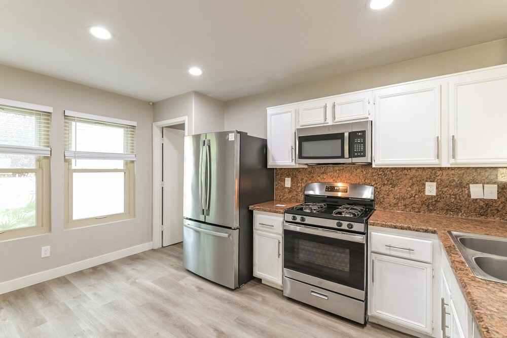 1057 Spotted Bull Ct - Photo 7 of 16