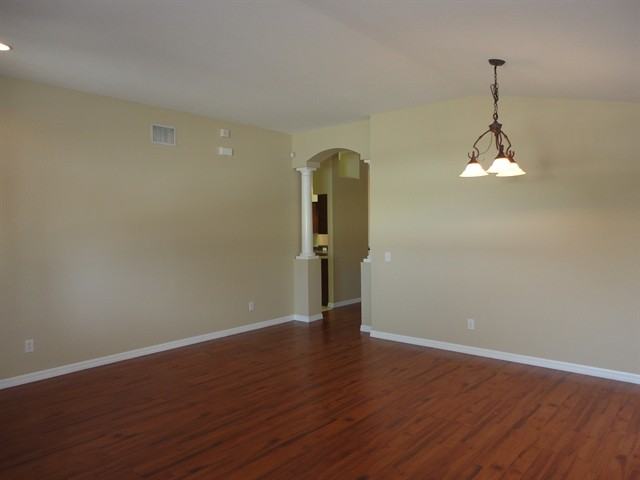 8424 Canterbury Lake Blvd - Photo 3 of 16