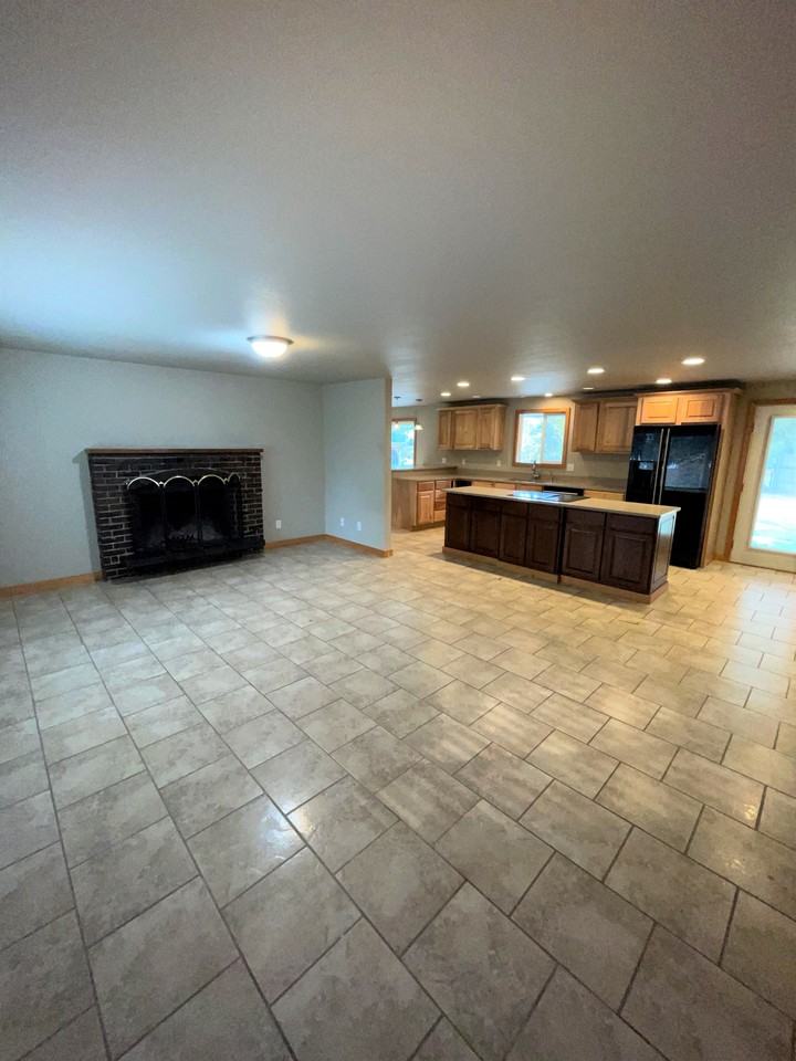 13304 209th Ave Se - Photo 5 of 22