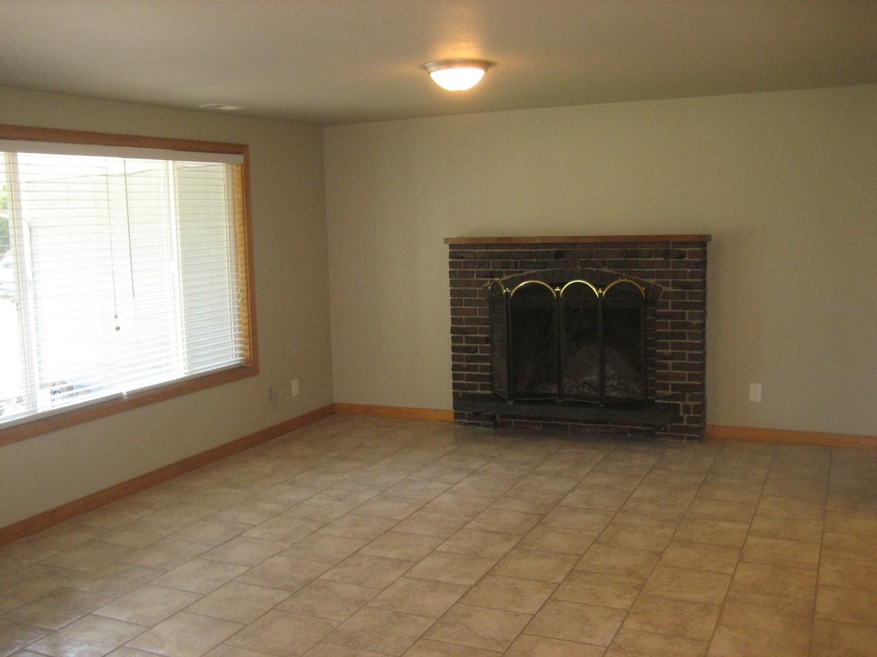 13304 209th Ave Se - Photo 7 of 22