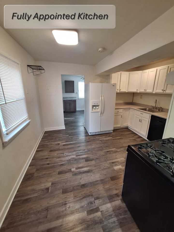 4308 Saint Cecelia Ln #NA - Photo 2 of 11