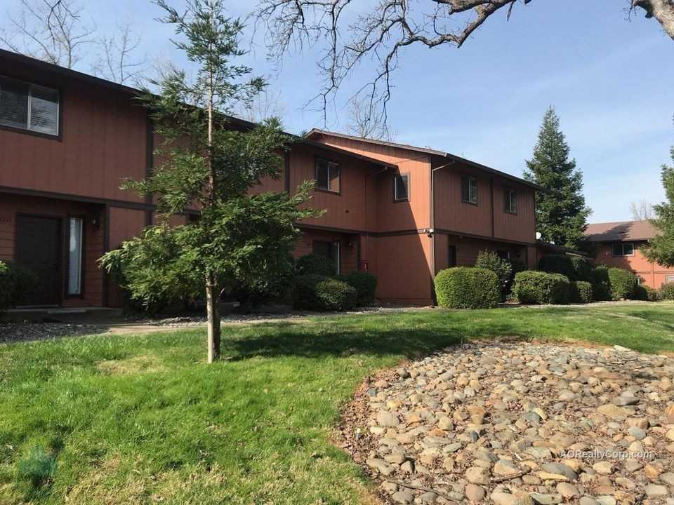 Northpoint I Apartments - Photo 2 of 12